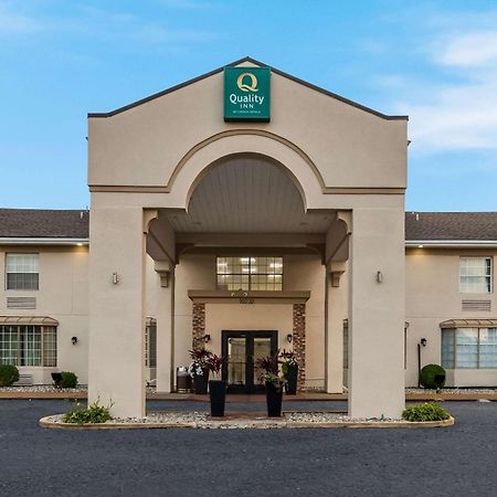 Quality Inn Airport Woodson Terrace Εξωτερικό φωτογραφία