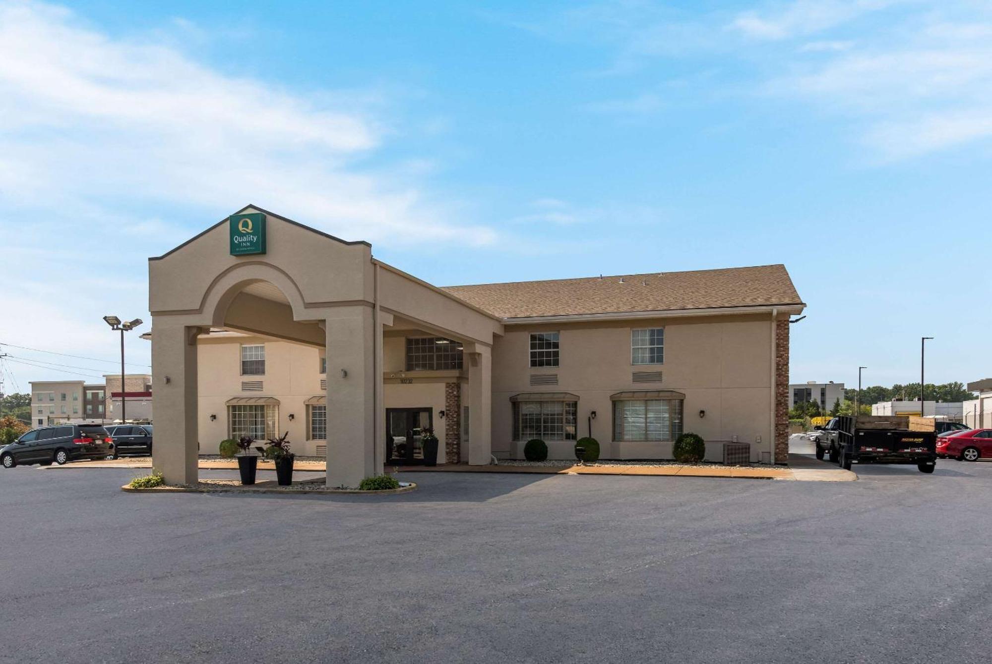 Quality Inn Airport Woodson Terrace Εξωτερικό φωτογραφία